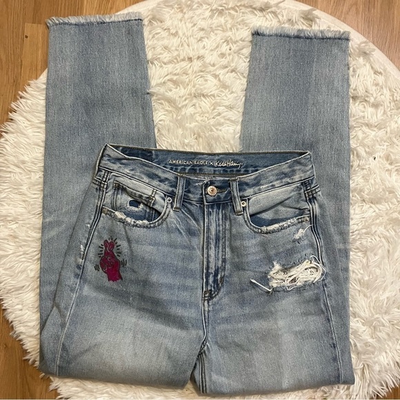 AMERICAN Eagle x Keith Haring Distressed Patch Work Mom Jeans - Picture 2 of 12